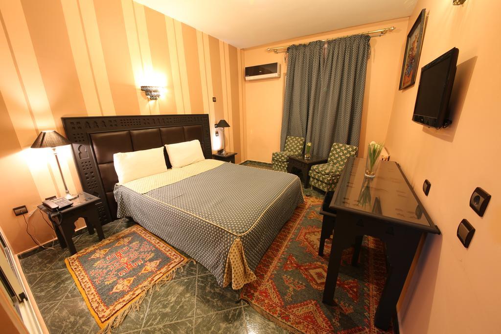 Hotel Akouas 메크네스 외부 사진