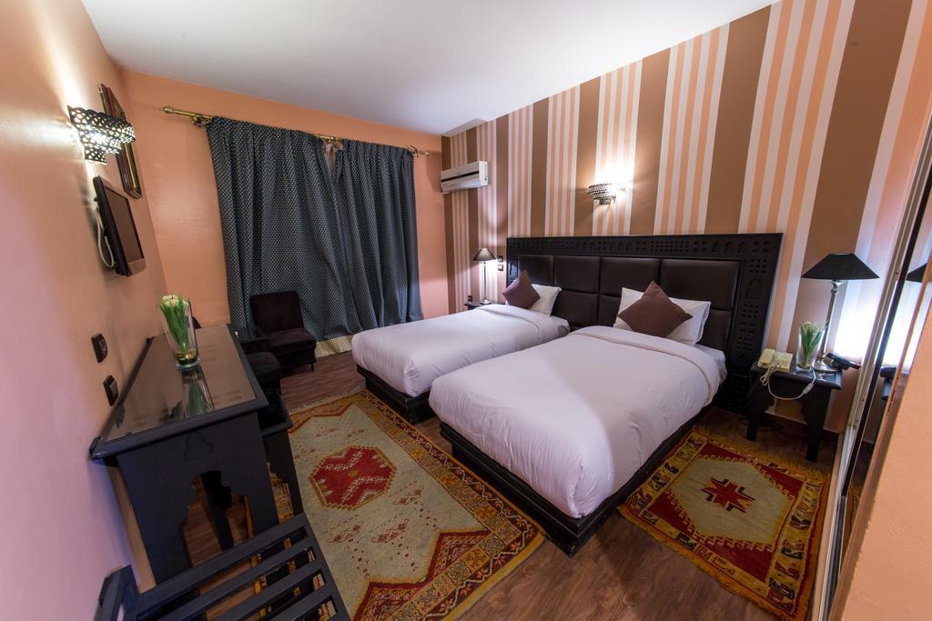 Hotel Akouas 메크네스 객실 사진