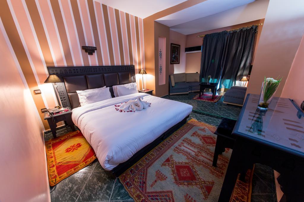 Hotel Akouas 메크네스 객실 사진
